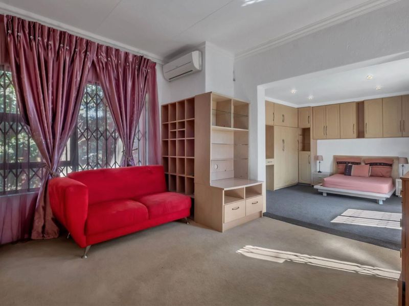 Townhouse For Sale in Ferndale - Photo 8