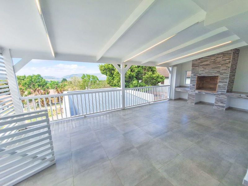 House For Sale in Old Place - Photo 4