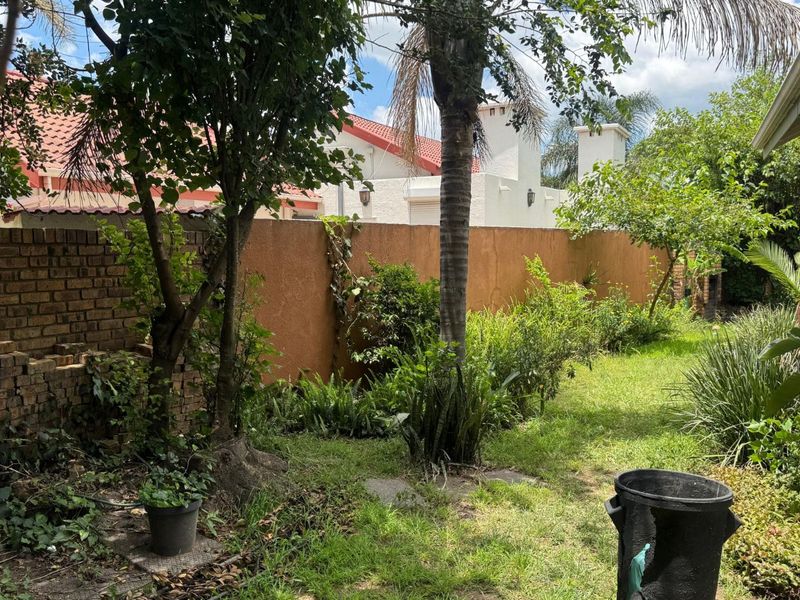 House For Sale in Die Heuwel - Photo 3