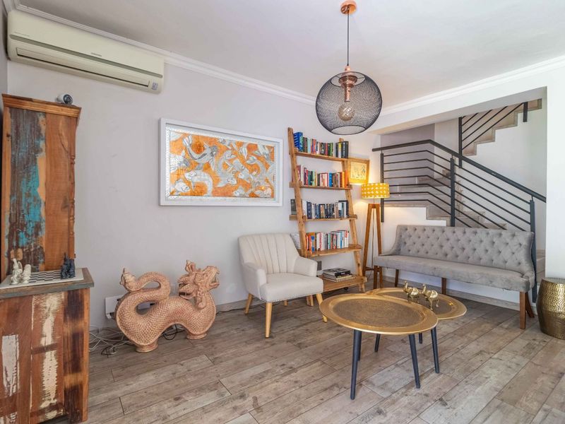 House For Sale in Bryanston - Photo 6