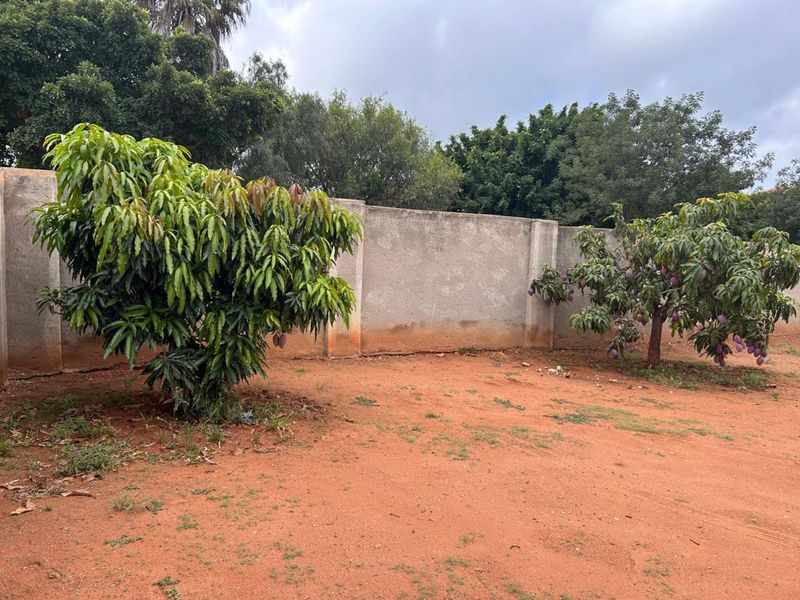 House For Sale in Flora Park - Photo 4