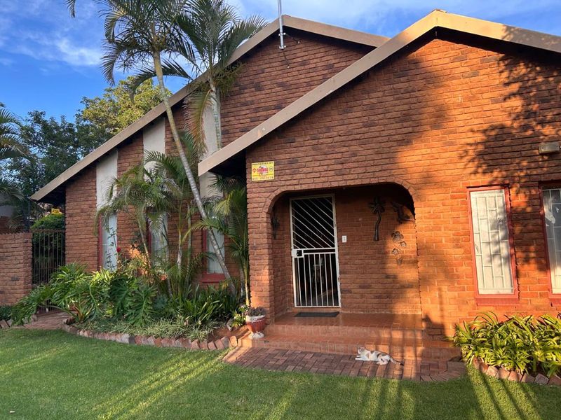 House For Sale in Fauna Park - Photo 2