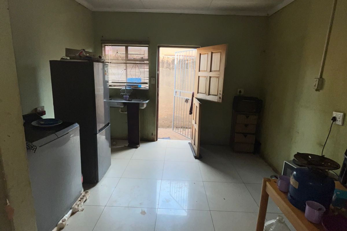 House For Sale in Mamelodi East - Photo 4
