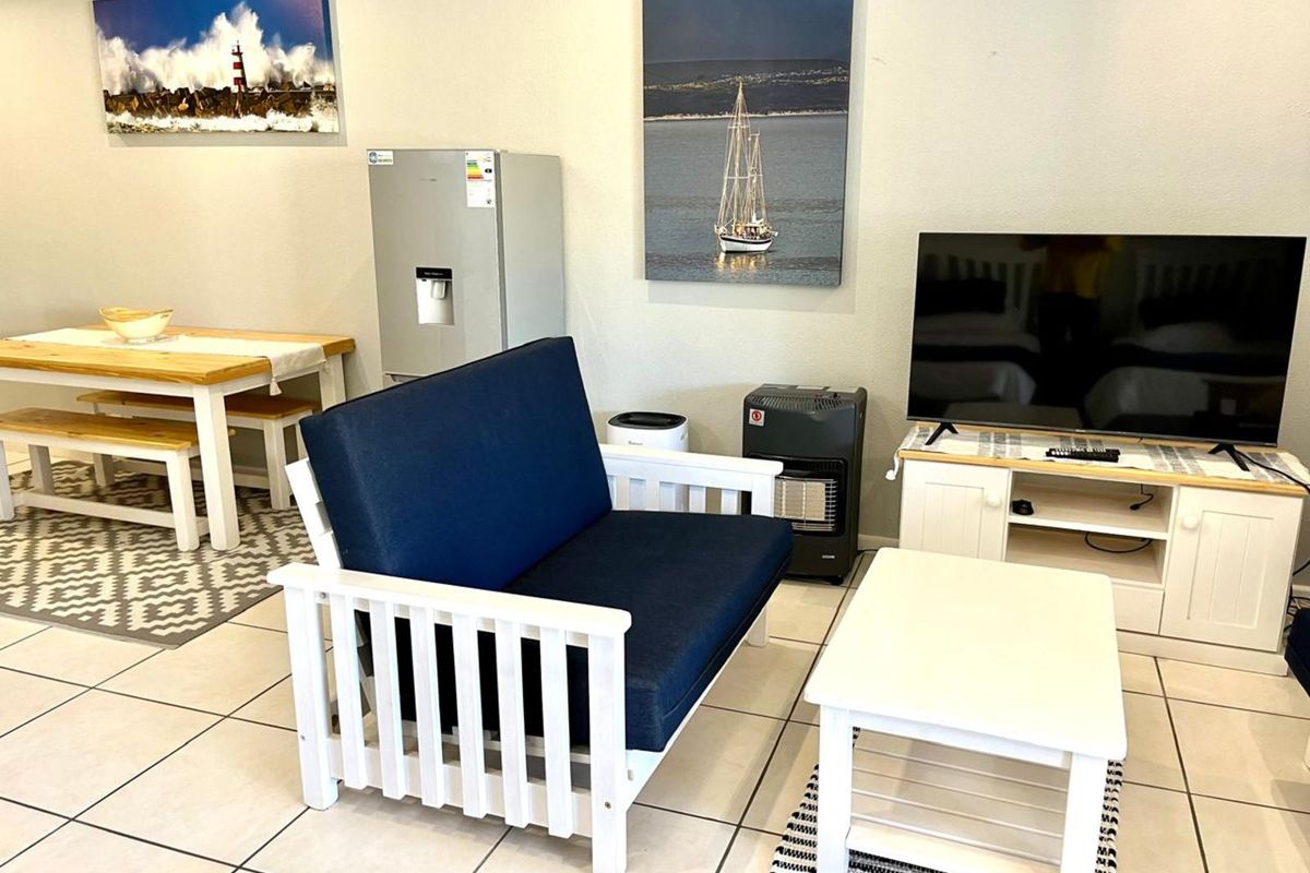 Apartment For Sale in Hartenbos Central - Photo 5