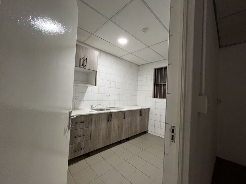 Office To Rent in Samcor Park - Photo 4