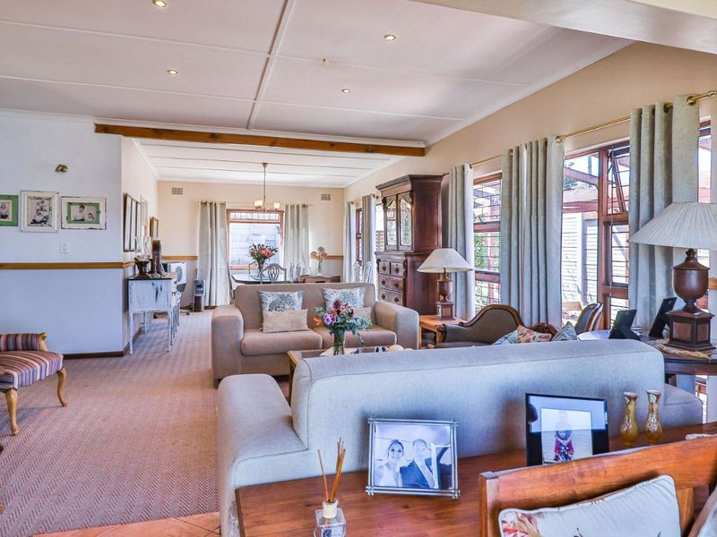 House For Sale in Ashton Central - Photo 4