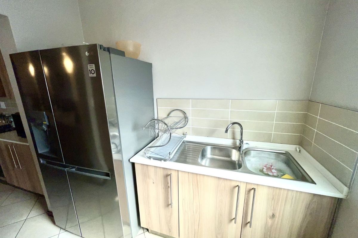 House For Sale in Monavoni - Photo 4