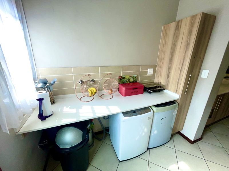 House For Sale in Monavoni - Photo 5