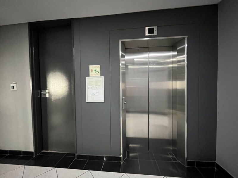 Office To Rent in Midridge Park - Photo 3