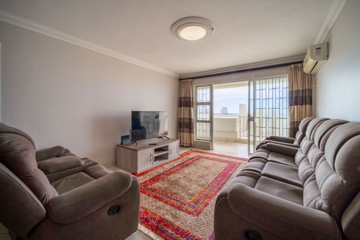 Apartment For Sale in Compensation Beach - Photo 2
