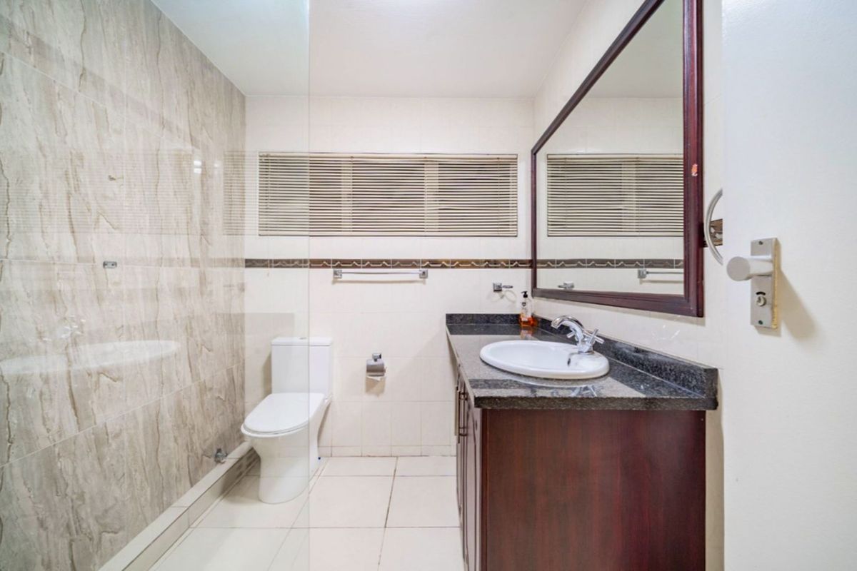 Apartment For Sale in Compensation Beach - Photo 4