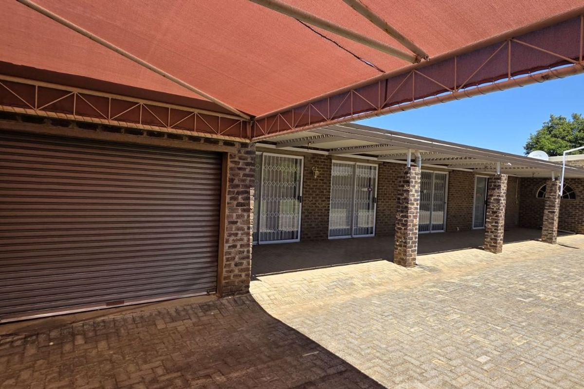 House For Sale in Vaal Marina Central - Photo 3
