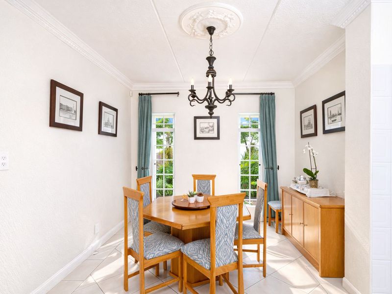 House For Sale in Magaliessig - Photo 5