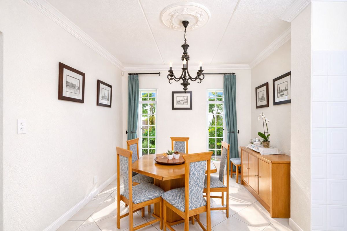 House For Sale in Magaliessig - Photo 5