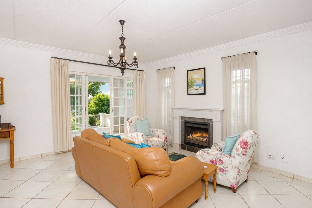 House For Sale in Magaliessig - Photo 3