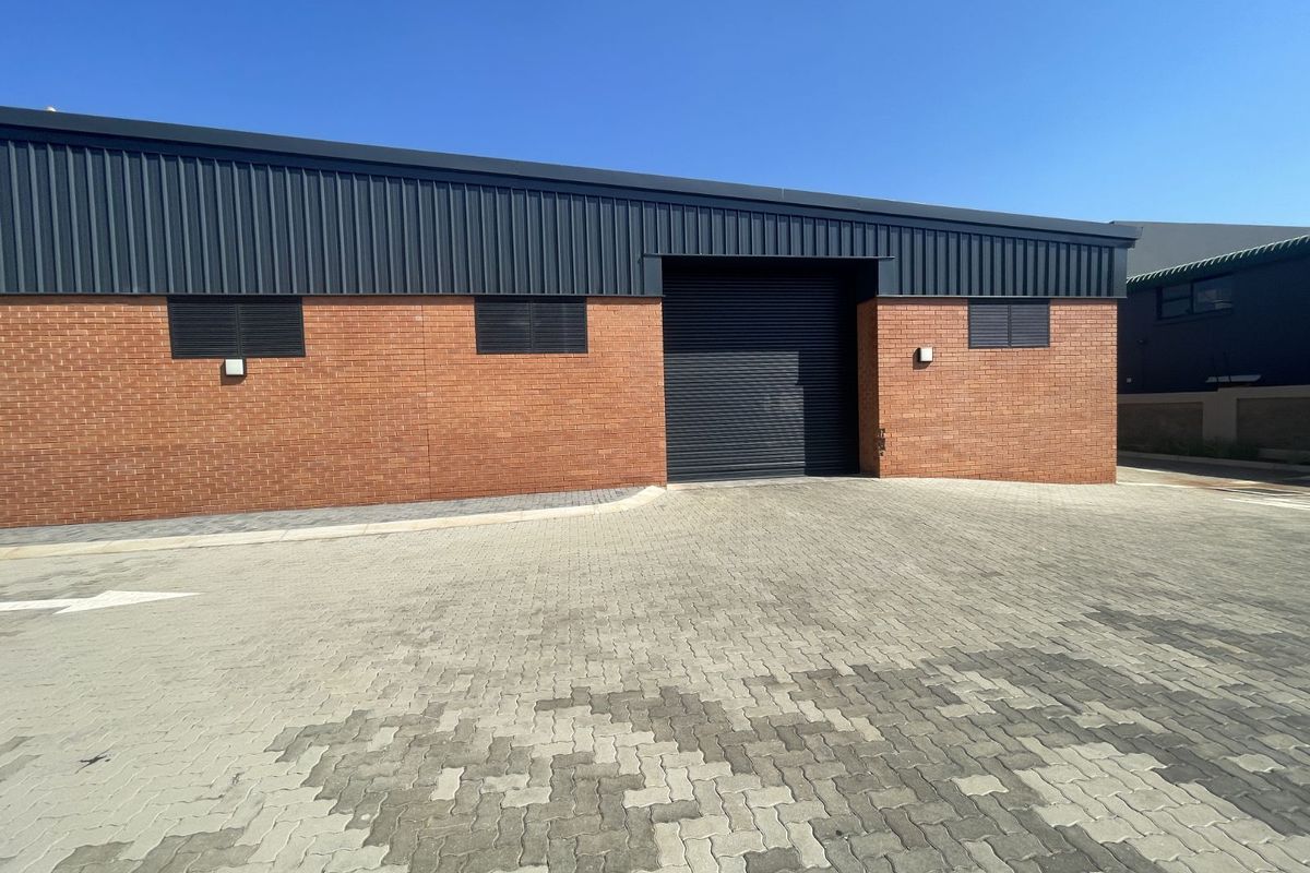 Office To Rent in Montana - Photo 2