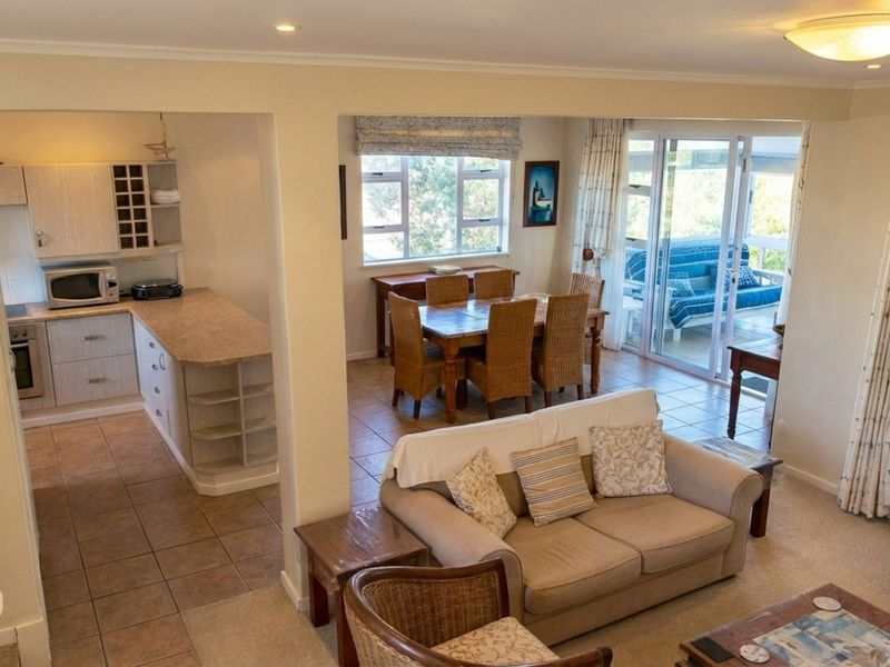 House For Sale in Pinnacle Point Golf Estate - Photo 3