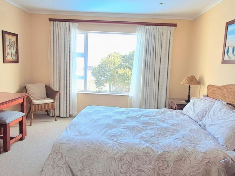 House For Sale in Pinnacle Point Golf Estate - Photo 6