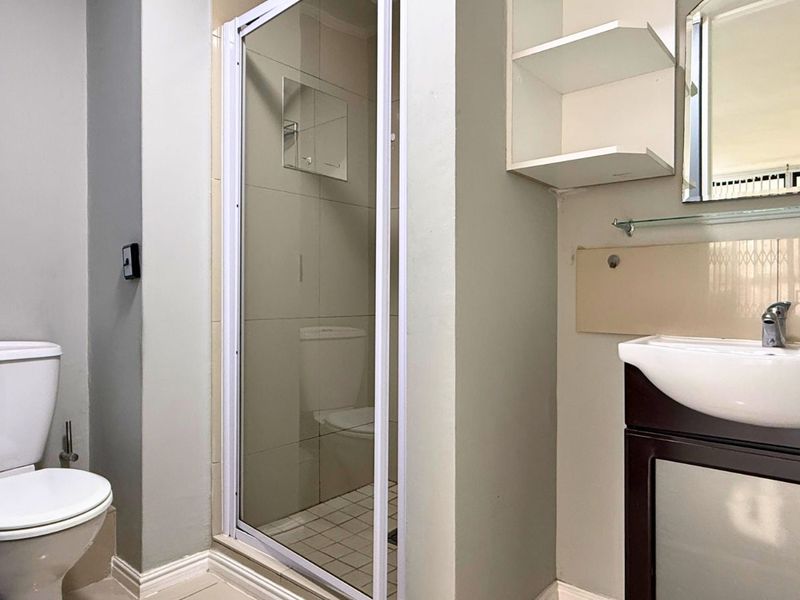 Apartment For Sale in Gansbaai Central - Photo 10