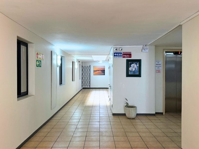 Apartment For Sale in Gansbaai Central - Photo 3