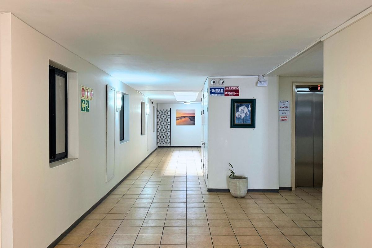 Apartment For Sale in Gansbaai Central - Photo 3