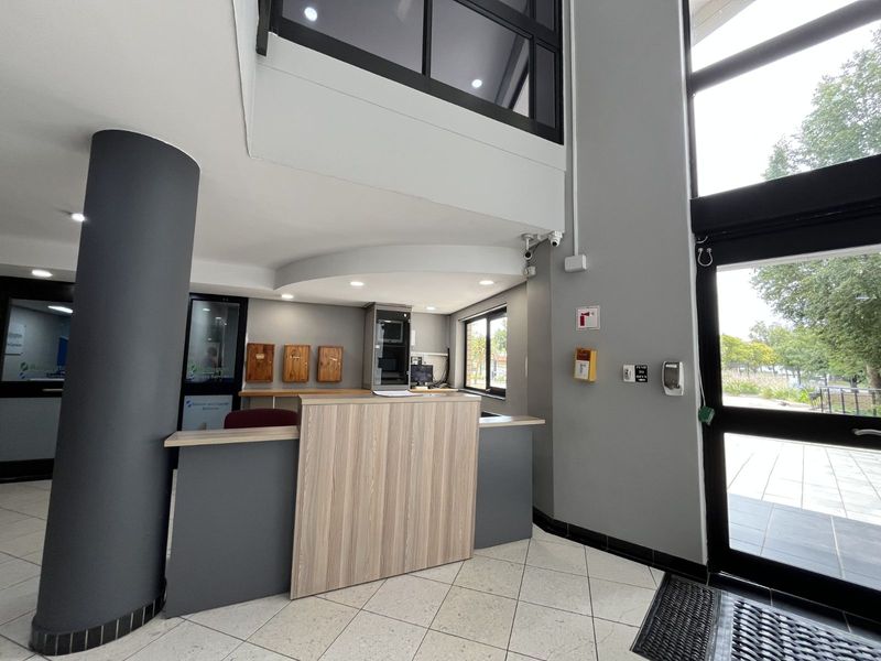 Office To Rent in Midridge Park - Photo 2