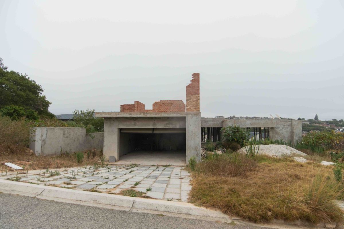 House For Sale in Lovemore Park - Photo 4