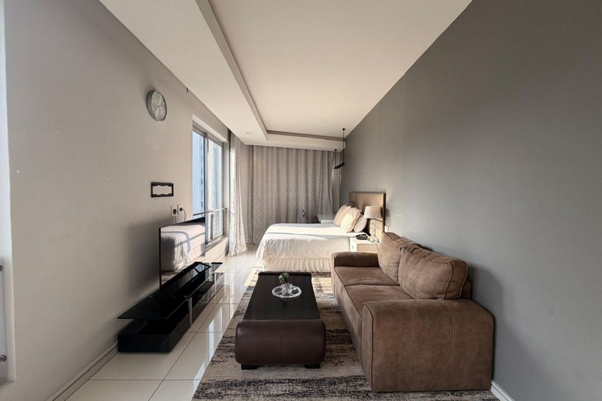 Apartment For Sale in Sandown - Photo 4