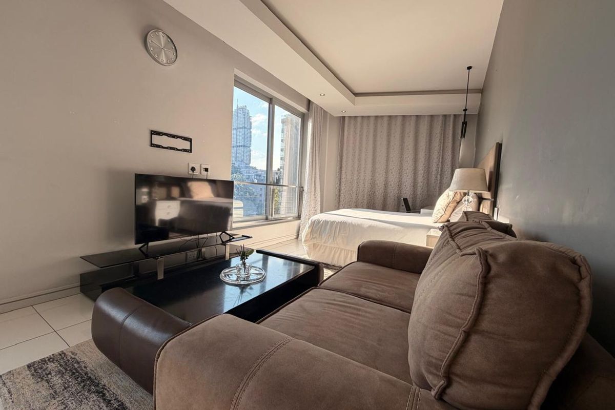 Apartment For Sale in Sandown - Photo 5