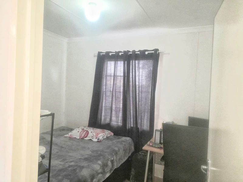 House For Sale in Savanna City - Photo 6