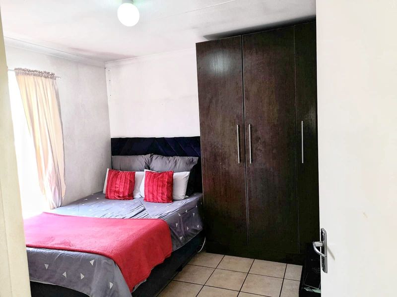 House For Sale in Savanna City - Photo 8