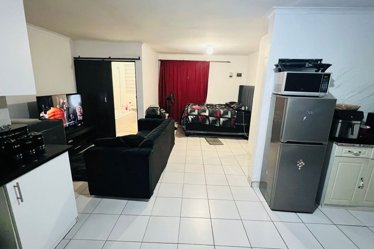 Apartment To Rent in Vosloorus - Photo 2