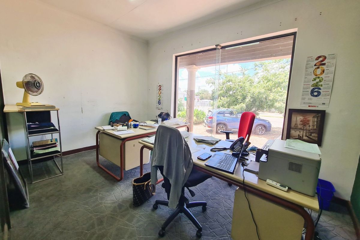Office For Sale in Lyttelton Manor - Photo 3