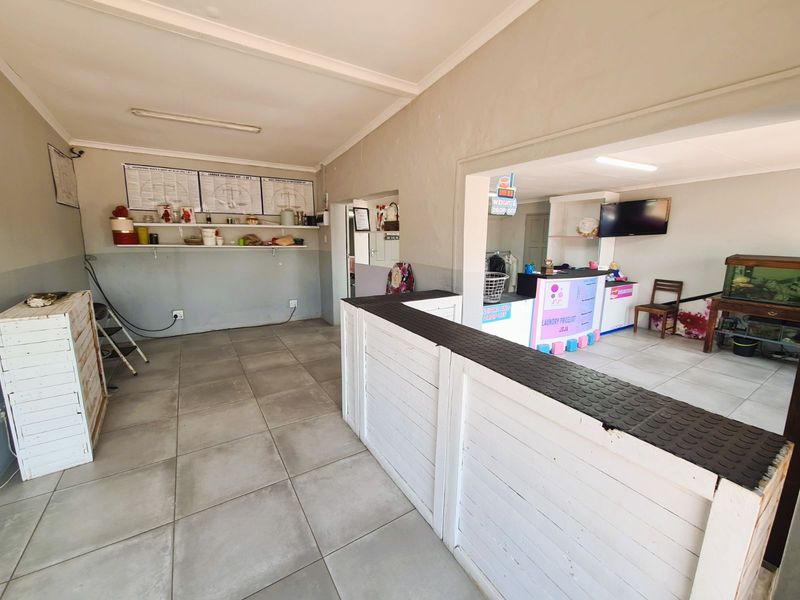 Office For Sale in Lyttelton Manor - Photo 6