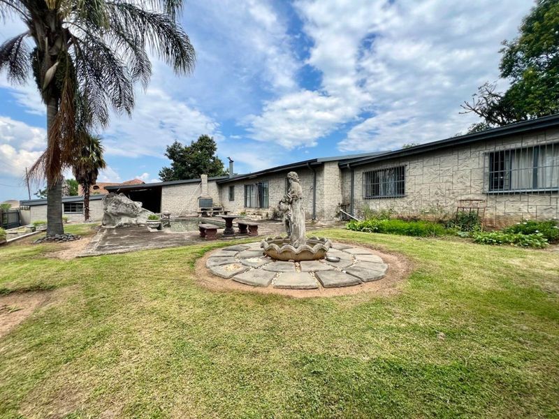 House For Sale in Badplaas Central - Photo 3