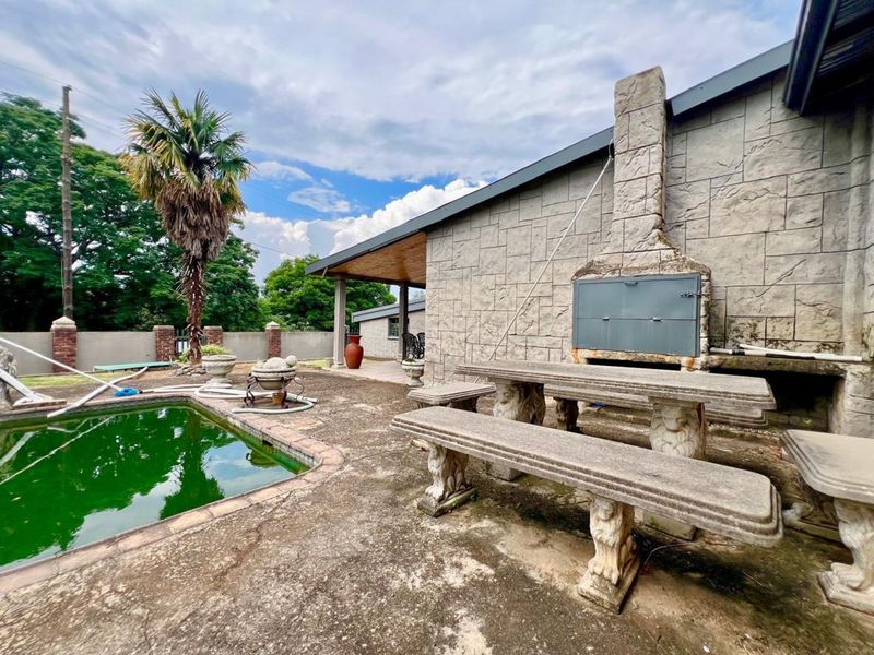 House For Sale in Badplaas Central - Photo 5