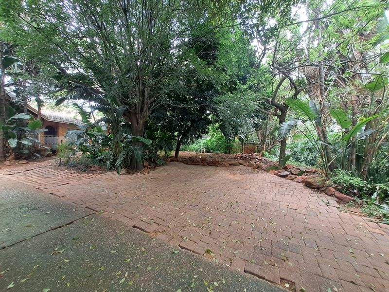 House For Sale in Faerie Glen - Photo 3