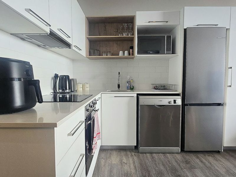 Apartment For Sale in Mossel Bay Central - Photo 2