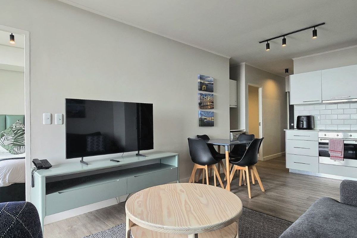 Apartment For Sale in Mossel Bay Central - Photo 5