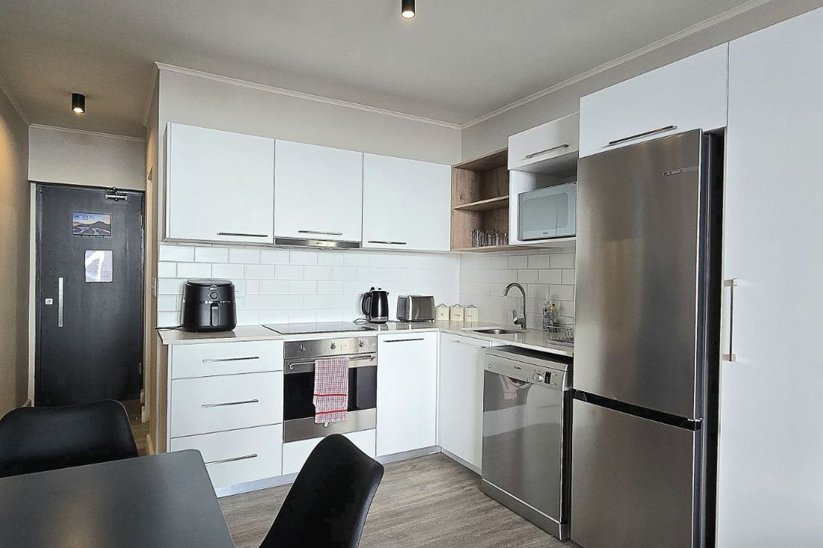 Apartment For Sale in Mossel Bay Central - Photo 4