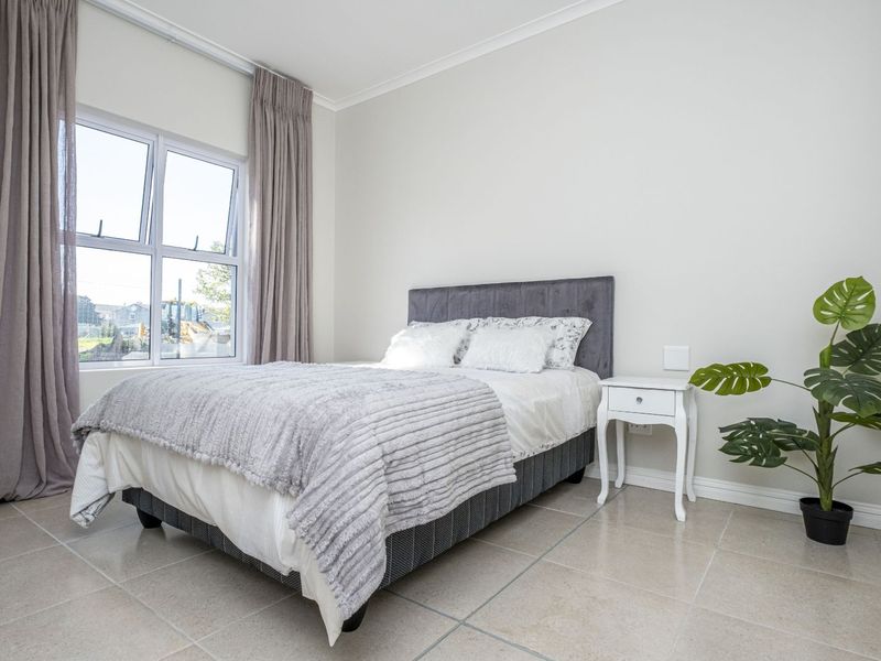 Apartment For Sale in Bellair - Photo 3