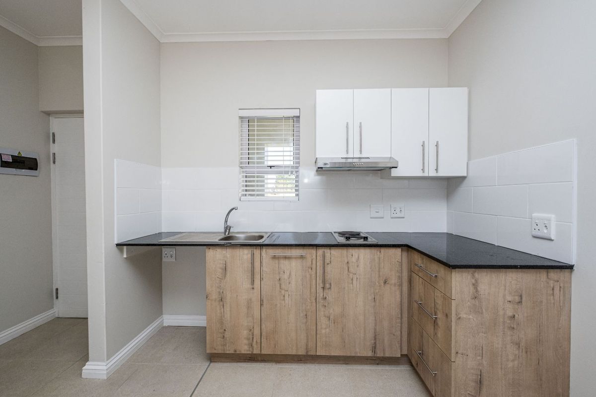 Apartment For Sale in Bellair - Photo 5