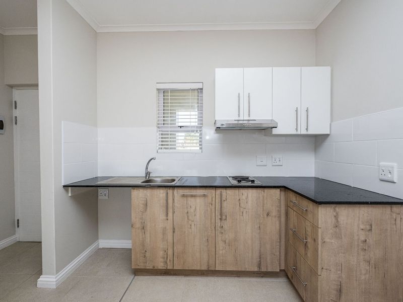 Apartment For Sale in Bellair - Photo 5