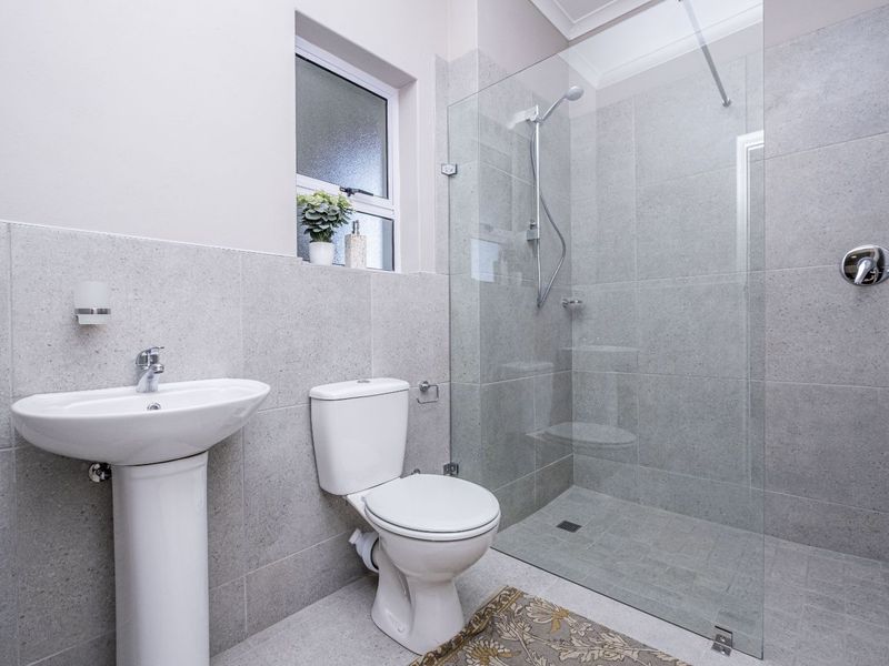 Apartment For Sale in Bellair - Photo 5