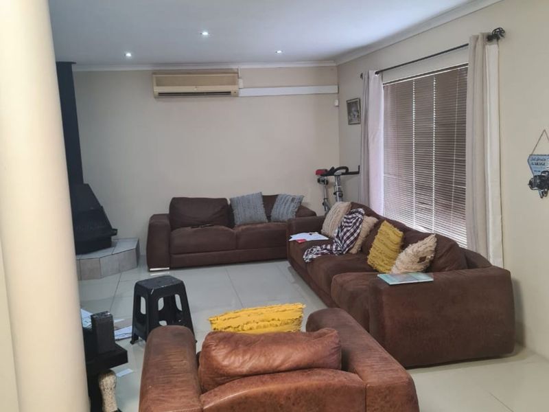 House For Sale in Winterhoek Park - Photo 9