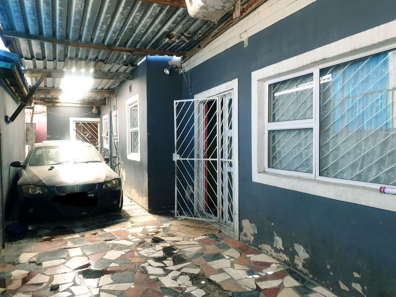 House For Sale in Mandela Park - Photo 10