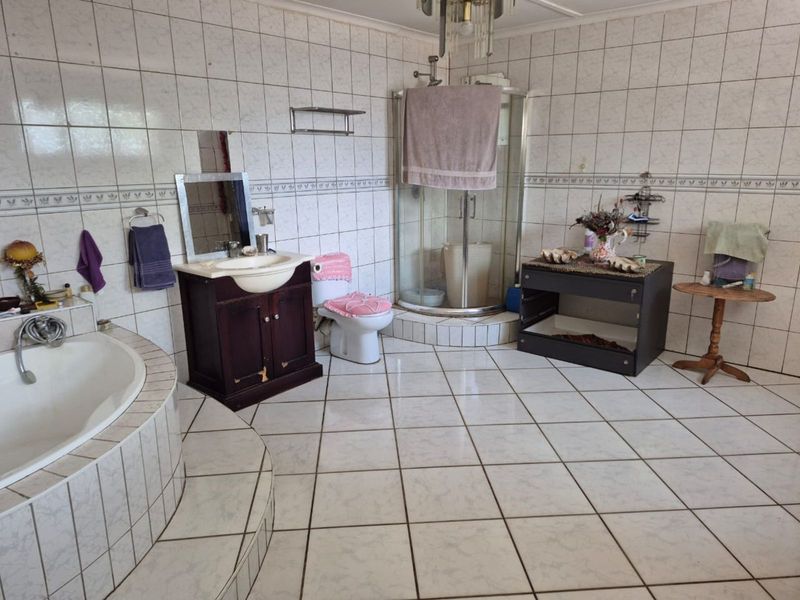 House For Sale in Kuruman Central - Photo 5