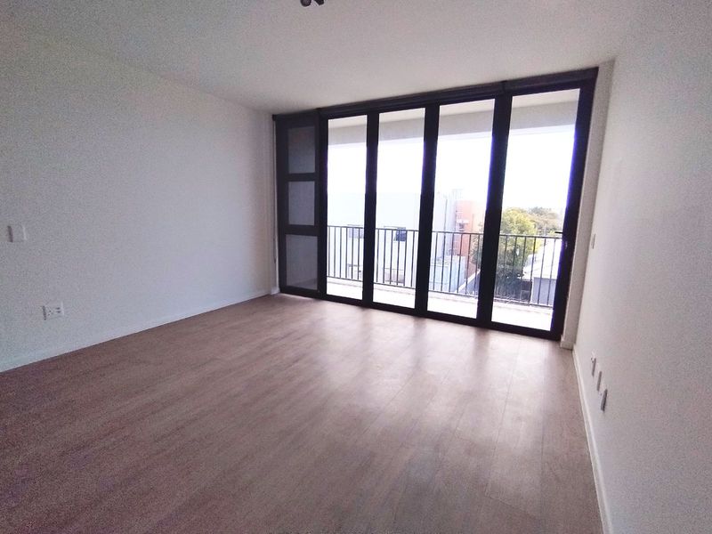 Apartment For Sale in Claremont - Photo 3