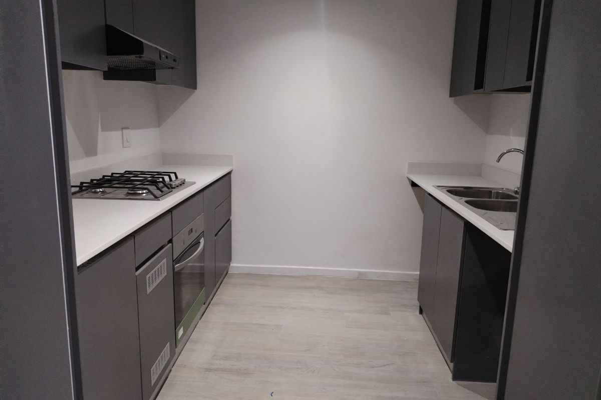 Apartment For Sale in Claremont - Photo 5