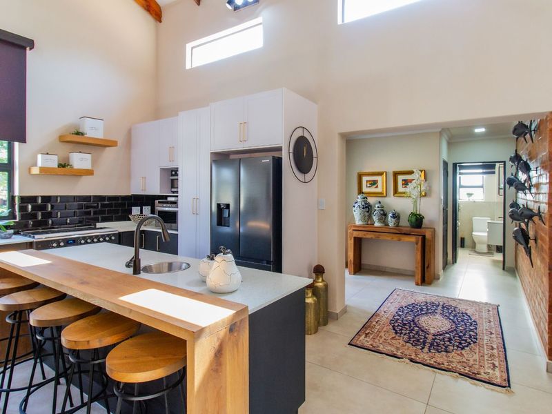 House For Sale in Meerhof - Photo 5